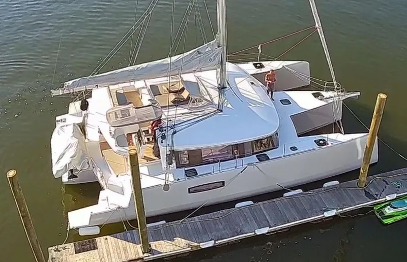 Tri It Yacht Photos Pics 