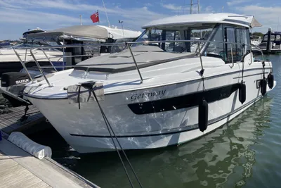 2022 Jeanneau Merry Fisher 895 Offshore