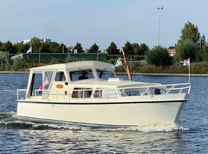 1982 Motor Yacht Rijo Kruiser 10.00 OK