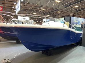 2023 White Shark 270 SC