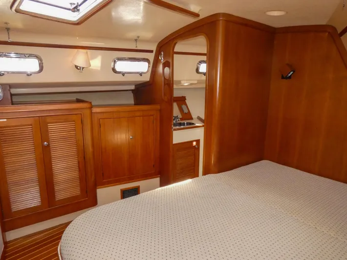 Patriot Yacht Photos Pics 