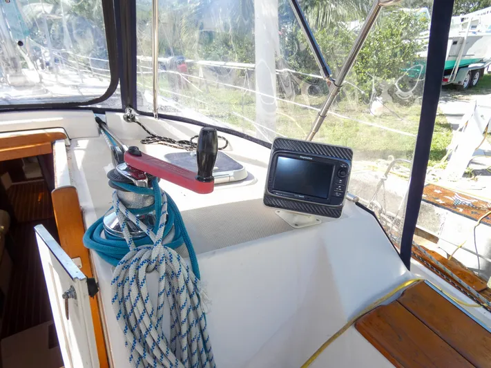 Patriot Yacht Photos Pics 