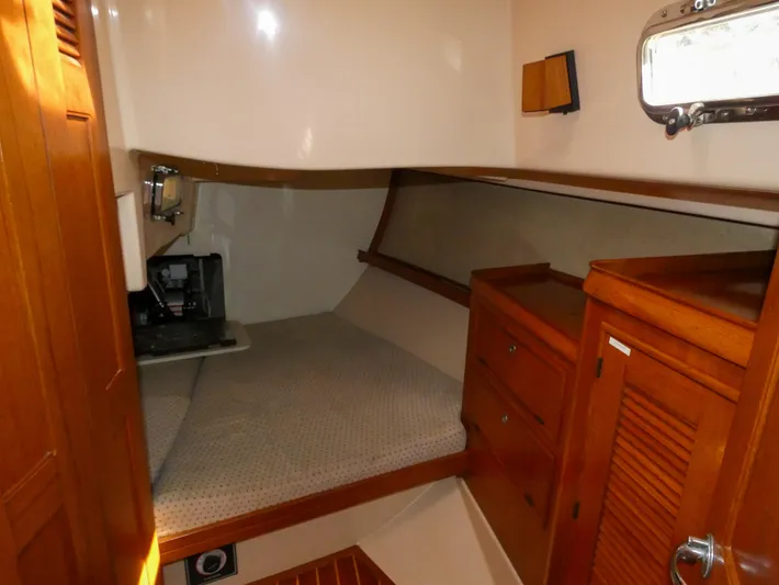 Patriot Yacht Photos Pics 