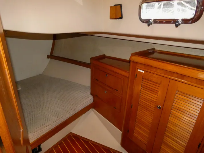 Patriot Yacht Photos Pics 