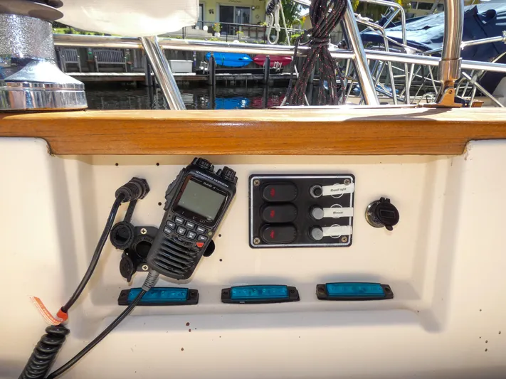 Patriot Yacht Photos Pics 