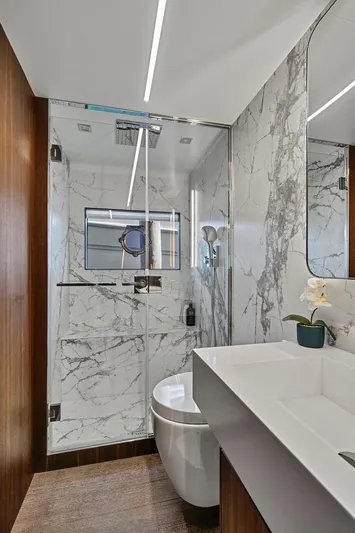 Smile Yacht Photos Pics 