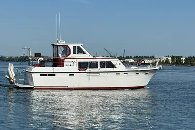 Hatteras 38 Double Cabin
