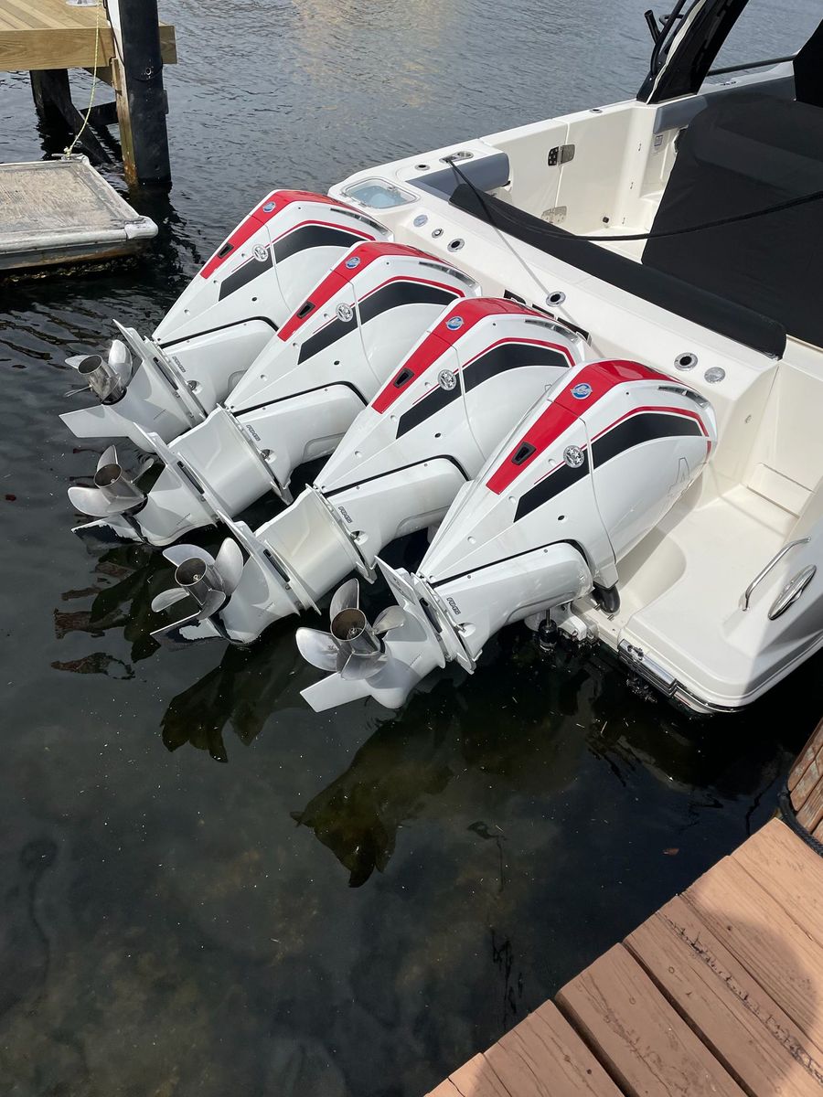 2021 Boston Whaler 42 