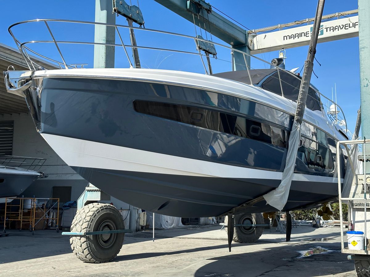 2021 Azimut 47 