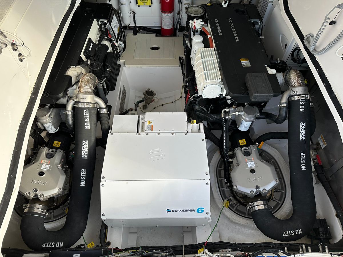 2021 Azimut 47 