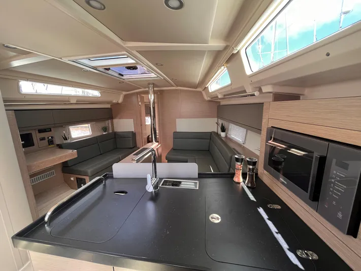 Hanse 418 #303 San Yacht Photos Pics Actual Build #303
