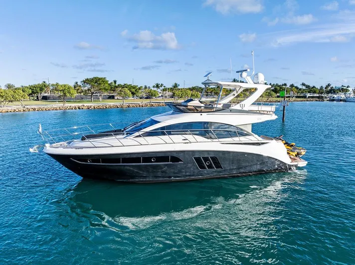  Yacht Photos Pics 