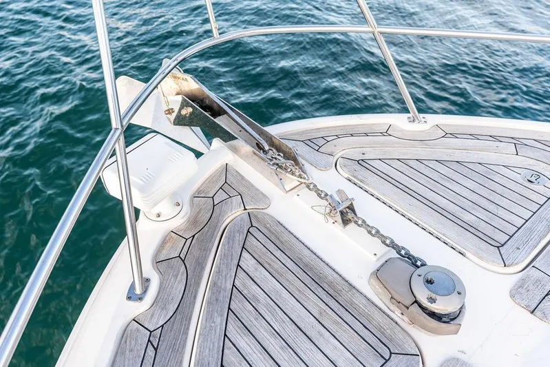  Yacht Photos Pics Bow of 2015 Sea Ray 510 Fly yacht with anchor and teak decking.