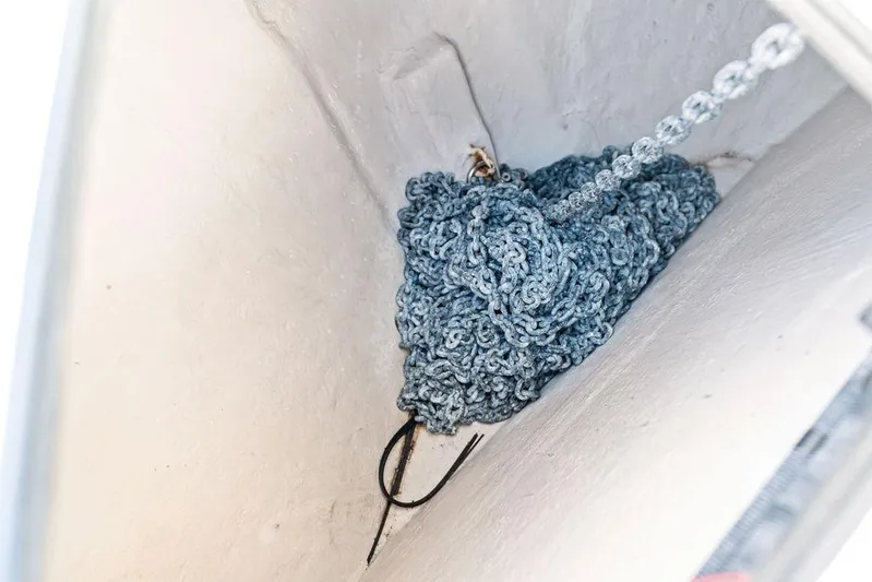  Yacht Photos Pics Anchor chain storage in 2015 Sea Ray 510 Fly yacht compartment.