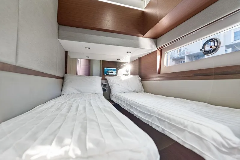  Yacht Photos Pics Interior cabin of 2015 Sea Ray 510 Fly yacht with twin beds and modern design.
