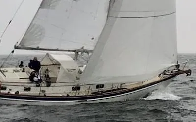 Chuck Paine Intrepid 40 Center Cockpit