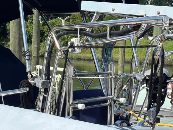 Enabled Yacht Photos Pics Close-up of 1999 Island Packet 350 sailboat rigging and stainless steel fittings.