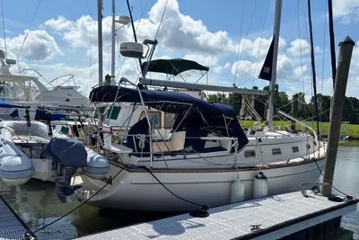 Island Packet 350