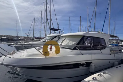 2013 Beneteau Antares 8.80