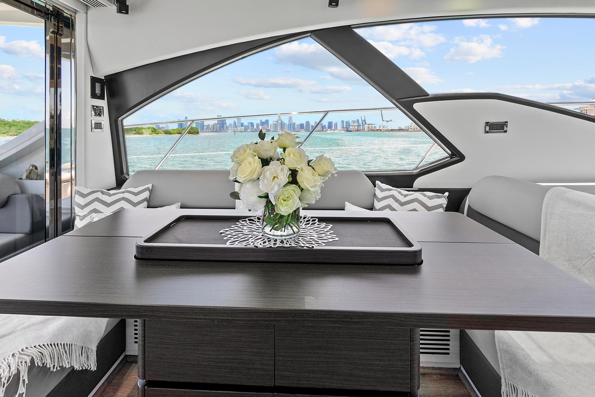 2015 Azimut 55S Motor Yachts for sale - YachtWorld