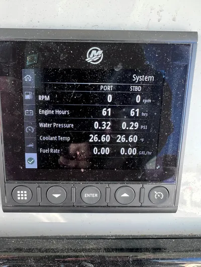  Yacht Photos Pics Display screen of a 2022 Boston Whaler 280 Outrage showing engine metrics.