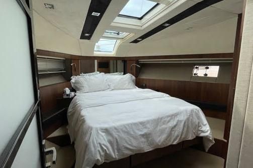 2015 Fairline 67