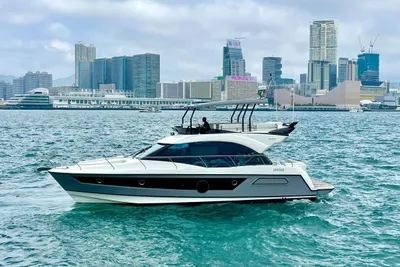 Beneteau MC52