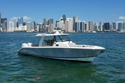 Pursuit S358