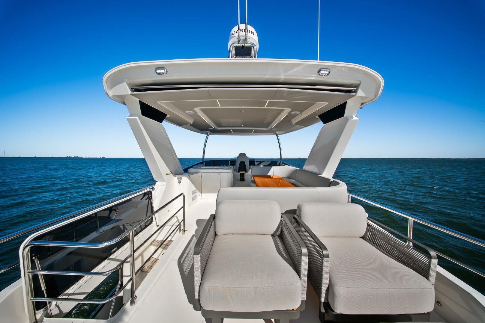 2025 Absolute Navetta 53