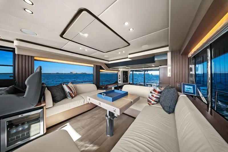 Dolce Far Niente Yacht Photos Pics 2025 Absolute Navetta 53 - Salon