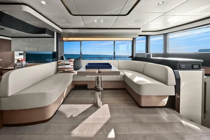 Dolce Far Niente Yacht Photos Pics 2025 Absolute Navetta 53 - Salon