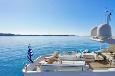 Yacht