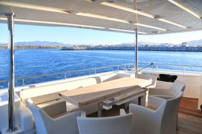 Yacht