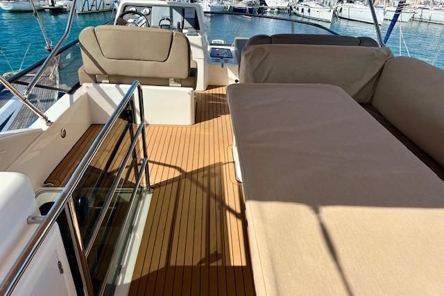 2014 Bavaria 44 