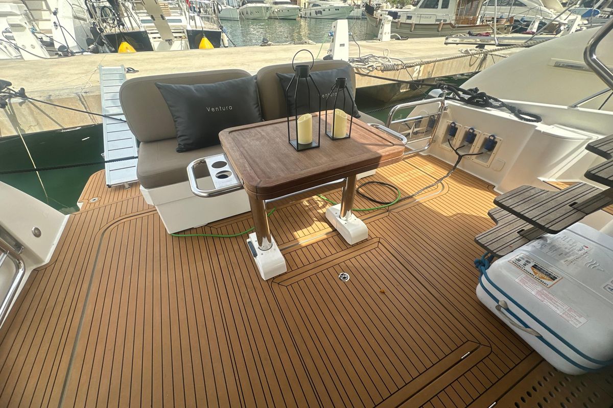 2014 Bavaria 44 
