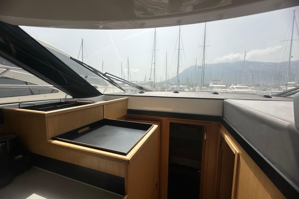 2014 Bavaria 44 