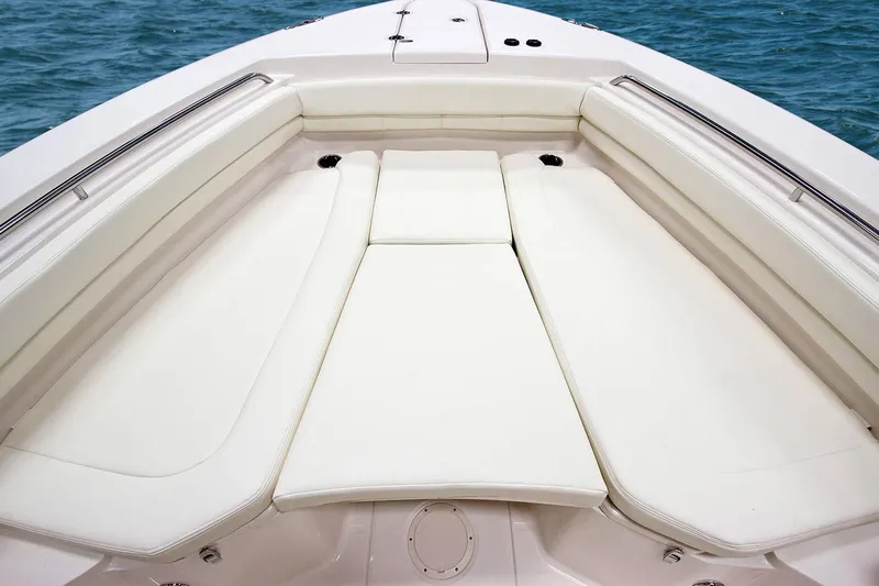  Yacht Photos Pics Manufacturer Provided Image