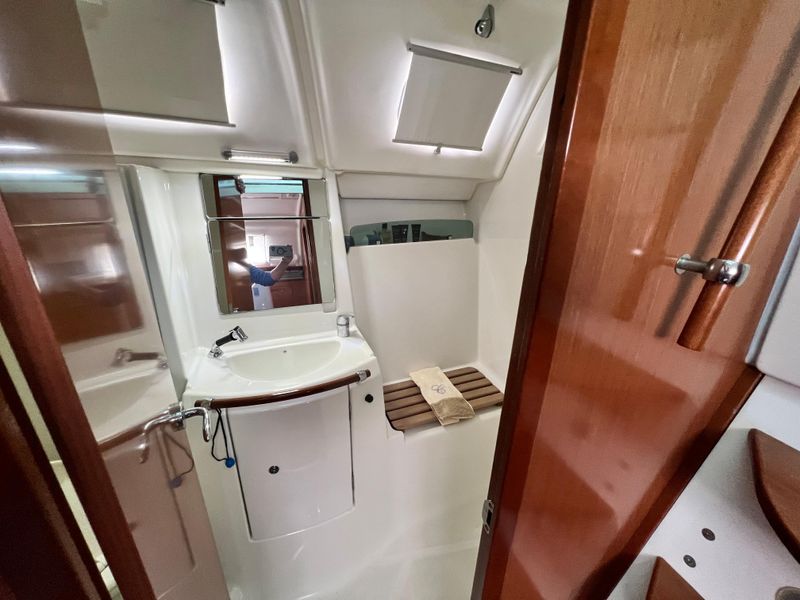 2008 Beneteau 343 with Generator