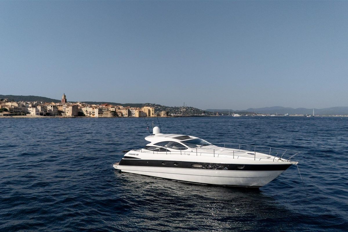 2006 Pershing 49 