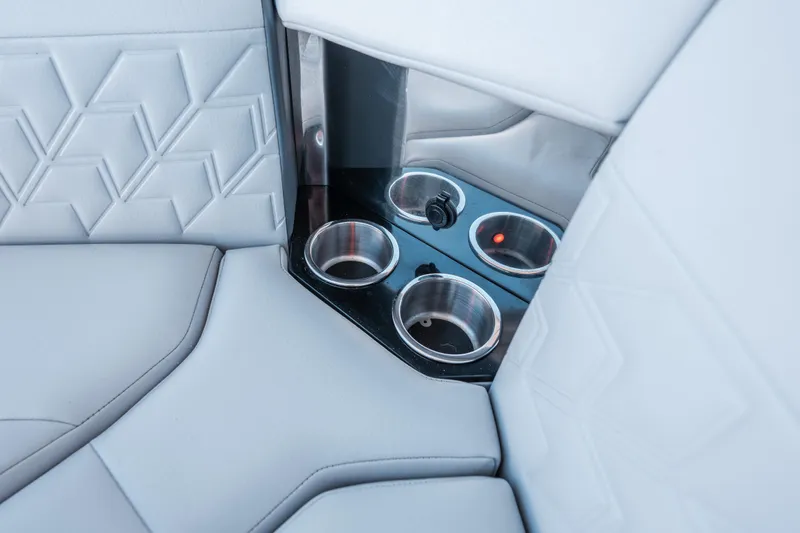 No Name Yacht Photos Pics Interior of 2022 Formula 500 Super Sport Crossover with cup holders and geometric upholstery.