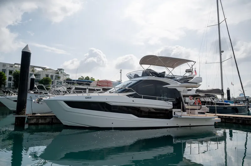 Grit Yacht Photos Pics 