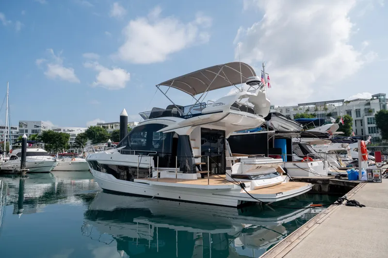 Grit Yacht Photos Pics 