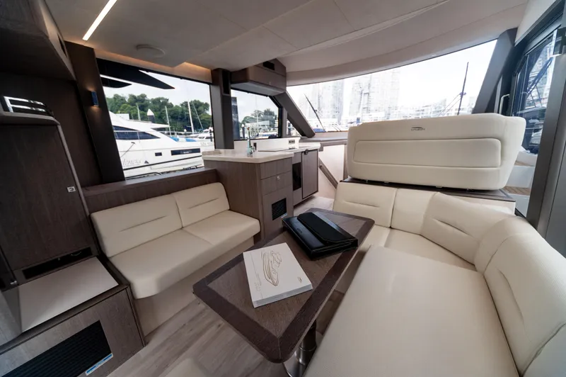 Grit Yacht Photos Pics 