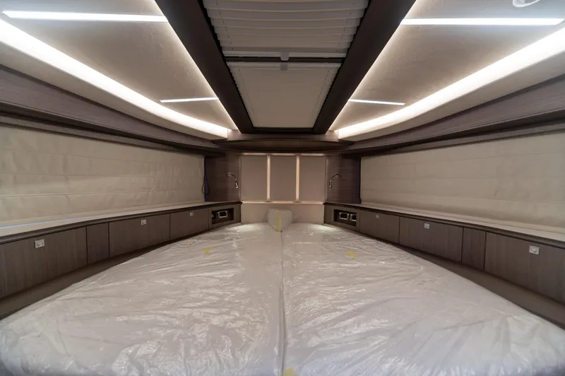 Grit Yacht Photos Pics 