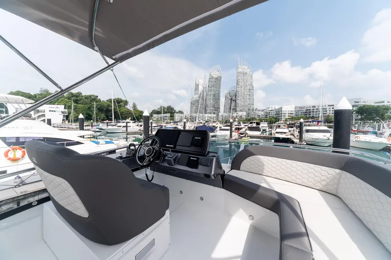 Grit Yacht Photos Pics 