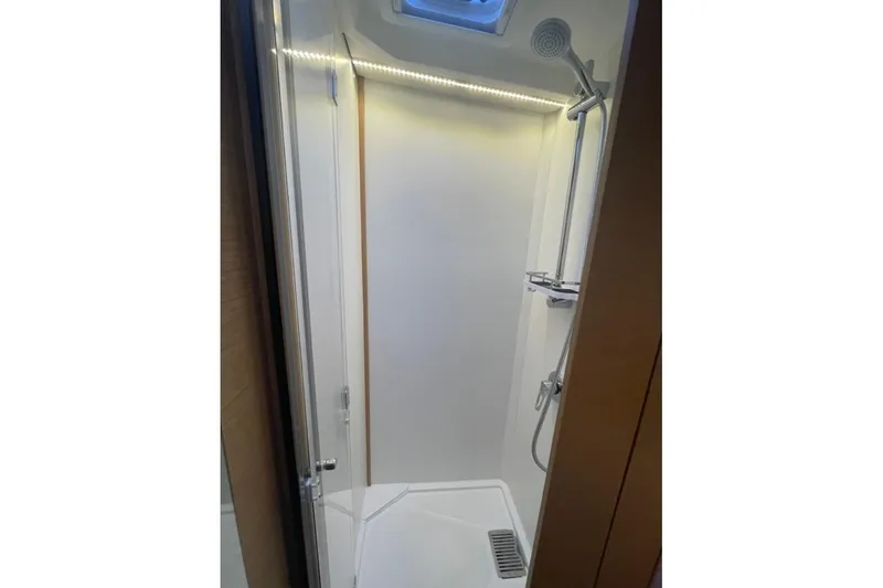 Atticus Yacht Photos Pics Shower