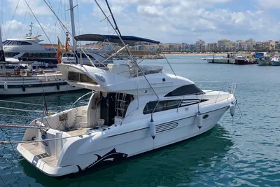 2001 Astondoa 39