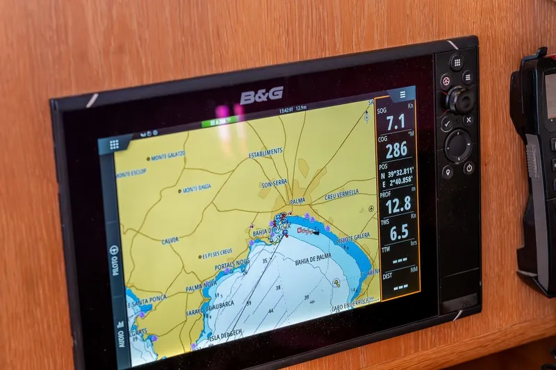 Jaleo Yacht Photos Pics B&G marine navigation display on Puffin 50, 2019 model, showing nautical chart and data.