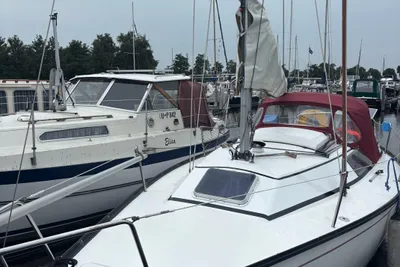 1980 Dufour 1800