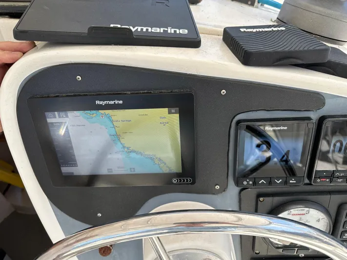 Felice Yacht Photos Pics Navigation system on 1998 Fountaine Pajot Athena 38 catamaran, featuring Raymarine displays.